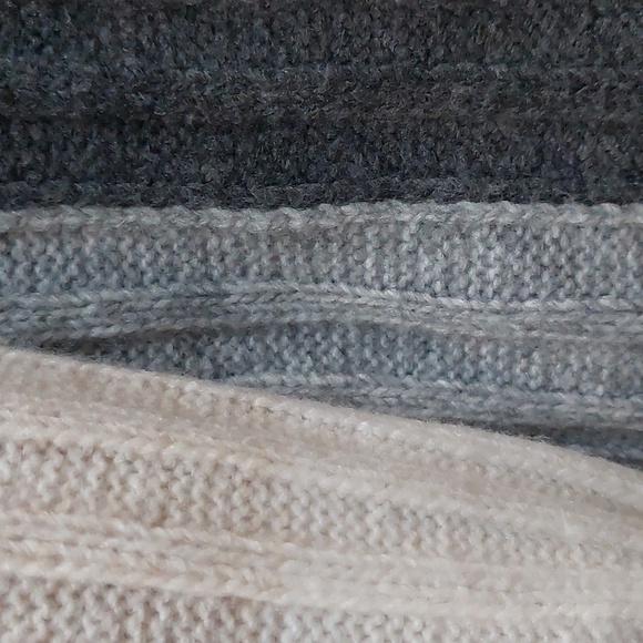 NWT Time And Tru Color Block Mock Neck Knit Sweater Womens Size Small - Picture 7 of 10